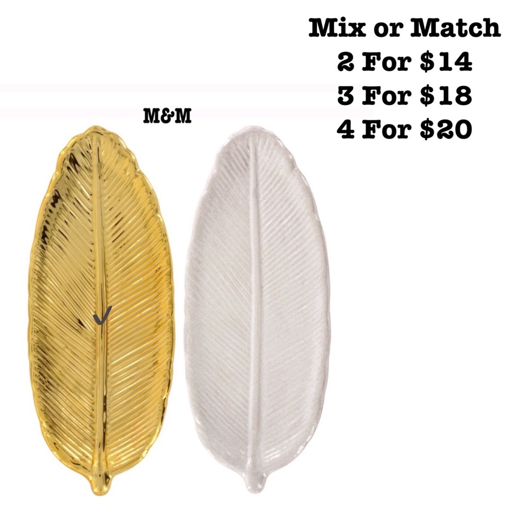 🆓❓Brand New FEATHER SHAPE TRINKET TRAY IN GOLD